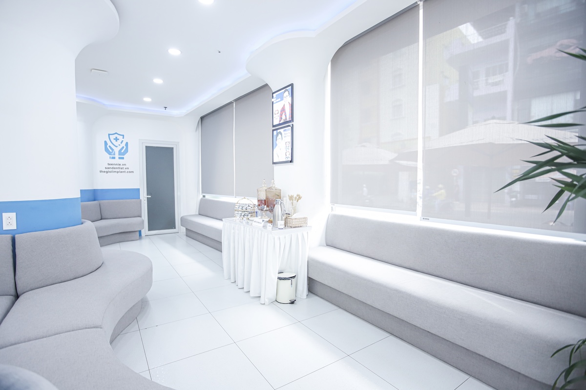 Clinical Treatment Room at Thegioiimplant.com